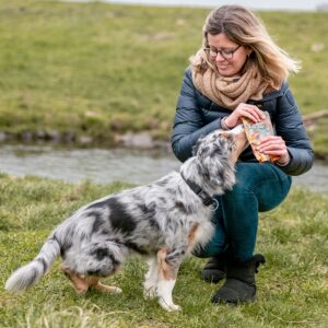 Display ca. 3 kg. - StarSnack Barbecue MINI Wrapped Chicken